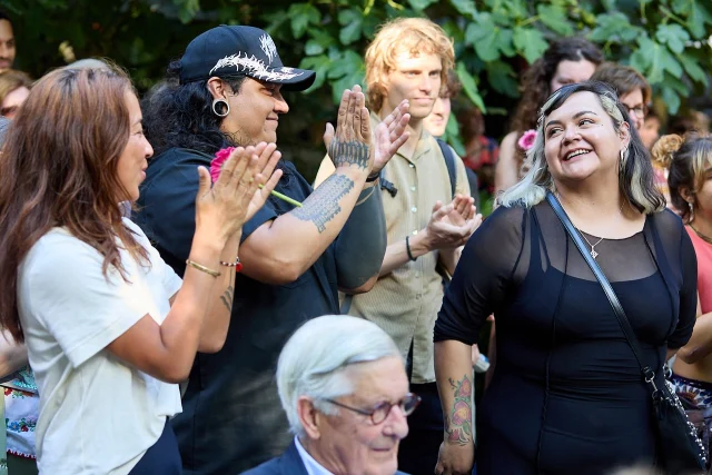 Thank you to everyone who joined us for the opening of Vultures & Fireflies, celebrating the exhibition, enjoying the sunshine, and savoring the delicious food from Marres Kitchen.

🌸 We look back on a powerful and moving event, highlighted by inspiring speeches from co-curator Tonatiuh López and Valentijn Byvanck, alongside heartfelt readings by our volunteers and curator Laura Martínez. A deeply emotional moment unfolded in the room with the painting Ofelia, where flowers were laid in tribute to victims of femicide.

//

Dank aan iedereen die erbij was tijdens de opening van Vultures & Fireflies, en samen met ons genoot van de tentoonstelling, het zonnetje en het eten van Marres Kitchen.

🌸 We kijken terug op een krachtig en ontroerend evenement, met inspirerende toespraken van co-curator Tonatiuh López en Valentijn Byvanck, en indringende voordrachten door onze vrijwilligers en curator Laura Martínez. Een bijzonder emotioneel moment vond plaats in de zaal met het schilderij Ofelia, waar bloemen werden neergelegd ter nagedachtenis aan de slachtoffers van femicide.

//

📷 @robvanhoorn 

#marres #maastricht #mexico #chronicle #hedendaagsekunst #contemporaryart #painting #installation #soundscape #video #artist #visitmaastricht